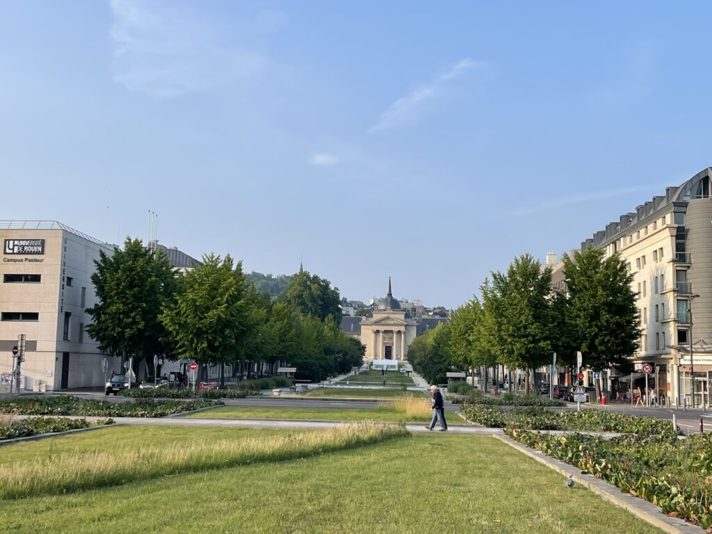 Avenue Pasteur