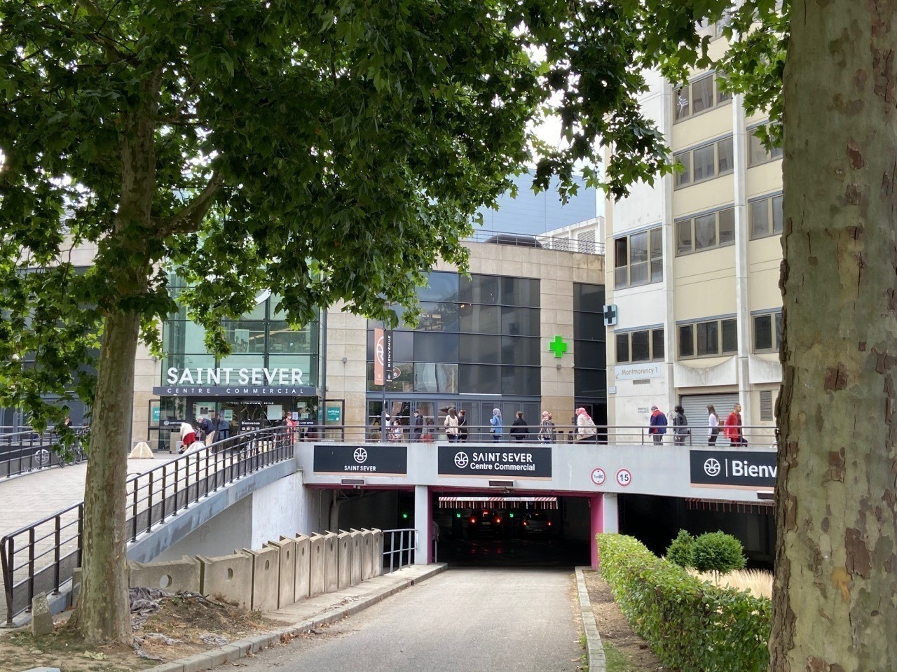 Centre commercial Saint-Sever